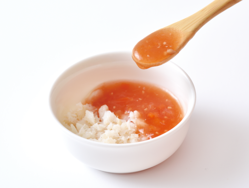 国産大豆と角切り野菜入りトマトコンソメソースの調理例