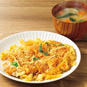 かつ煮＋大根と小松菜の味噌汁